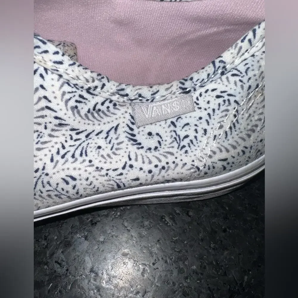 UEC VANS NAVY GREY WHITE & PINK PAISLEY PRINT LACE UP SNEAKERS SZ 8.5